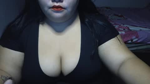Snapshot of prettycarla_ chatting on May 2, 12:59 am prettycarla online show from May 2, 12:59 am