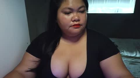 Snapshot of prettycarla_ chatting on June 4, 12:38 am prettycarla online show from June 4, 12:38 am