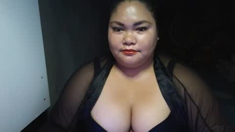 Snapshot of prettycarla_ chatting on June 23, 2:15 pm prettycarla online show from June 23, 2:15 pm