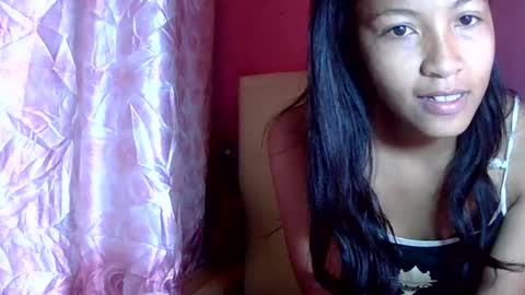 Snapshot of prettychoux chatting on July 17, 5:14 am prettychoux online show from July 17, 5:14 am
