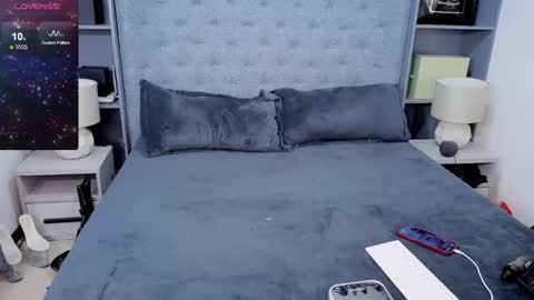 JANE online show from December 18, 5:08 pm