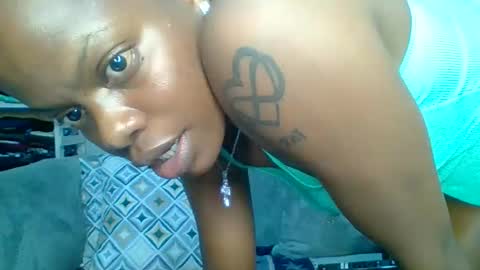 PrettyEla online show from October 9, 11:47 pm