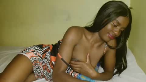 Snapshot of prettygoddess1 chatting on June 4, 5:19 pm Mary online show from June 4, 5:19 pm