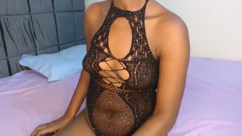 prettygree online show from February 19, 12:12 pm