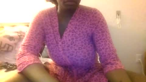 prettyma online show from July 2, 4:51 am