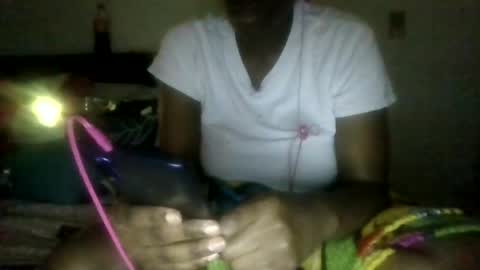 prettyma online show from July 9, 5:11 am