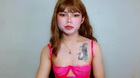 Snapshot of prettyjulian chatting on January 7, 7:17 pm SEXY JULIA online show from January 7, 7:17 pm