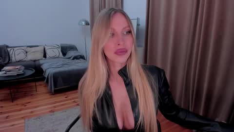 Eva online show from April 11, 12:48 am