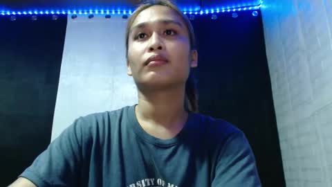 Snapshot of prettykate_04 chatting on December 27, 6:31 pm Kate online show from December 27, 6:31 pm