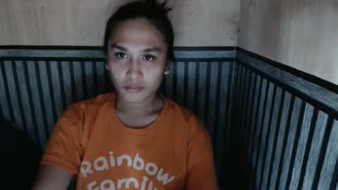 Snapshot of prettykate_04 chatting on September 17, 4:14 am Kate online show from September 17, 4:14 am