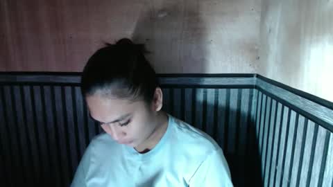 Snapshot of prettykate_04 chatting on September 23, 7:44 am Kate online show from September 23, 7:44 am