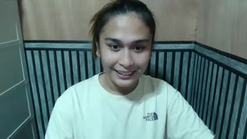 Snapshot of prettykate_04 chatting on October 7, 2:25 pm Kate online show from October 7, 2:25 pm