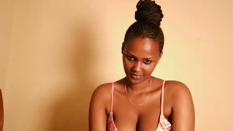 prettykeilaa online show from March 10, 10:20 am