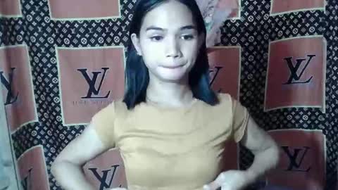 prettykhelcy online show from February 15, 8:35 am