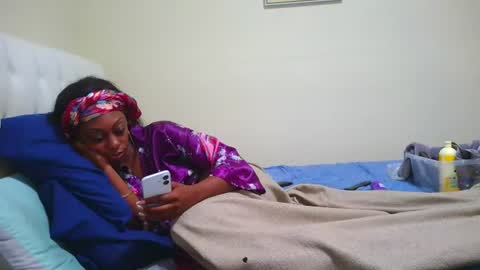 Snapshot of prettylondond chatting on July 20, 10:39 am prettylondond online show from July 20, 10:39 am