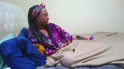 Snapshot of prettylondond chatting on July 23, 7:45 pm prettylondond online show from July 23, 7:45 pm