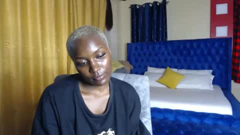 Snapshot of prettyquee chatting on January 20, 12:07 pm sasha online show from January 20, 12:07 pm