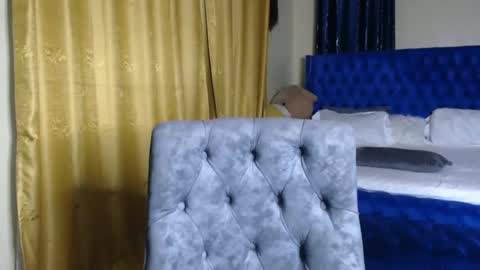 Snapshot of prettyquee chatting on February 1, 5:47 pm sasha online show from February 1, 5:47 pm