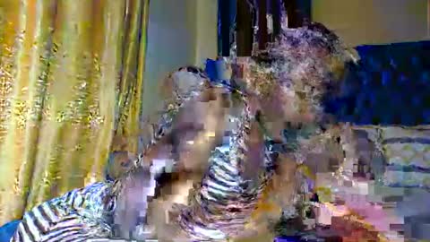 Snapshot of prettyquee chatting on November 10, 7:13 pm sasha online show from November 10, 7:13 pm