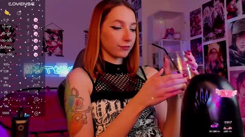 Snapshot of prettyreckess chatting on December 23, 1:56 pm Mila -NONUDE MODEL online show from December 23, 1:56 pm