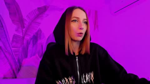 Snapshot of prettyreckess chatting on January 10, 7:46 am Mila -NONUDE MODEL online show from January 10, 7:46 am