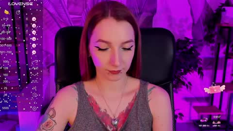 Snapshot of prettyreckess chatting on January 22, 10:40 am Mila -NONUDE MODEL online show from January 22, 10:40 am