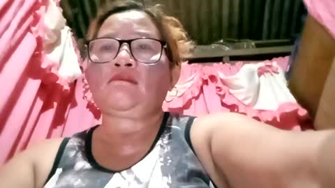 Snapshot of prettyrose01 chatting on June 30, 6:31 pm prettyrose01 online show from June 30, 6:31 pm
