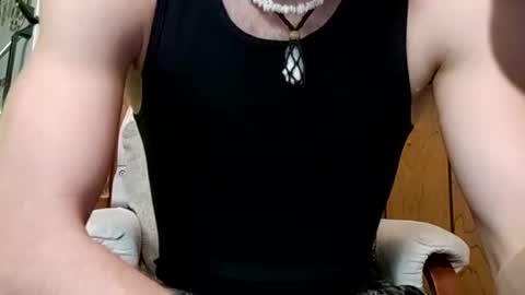 prettysolidd7 online show from December 6, 11:14 pm