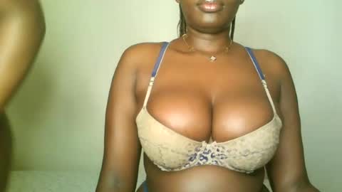 prettyvishy online show from June 16, 3:09 am