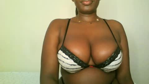 prettyvishy online show from July 7, 9:57 am