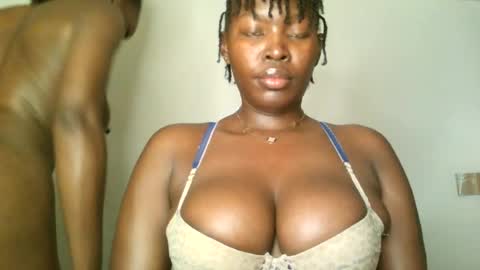 prettyvishy online show from August 10, 5:11 am