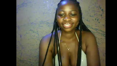 Snapshot of prettyxxpac chatting on June 9, 10:32 pm prettyxxpac online show from June 9, 10:32 pm