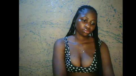 Snapshot of prettyxxpac chatting on June 11, 3:26 am prettyxxpac online show from June 11, 3:26 am