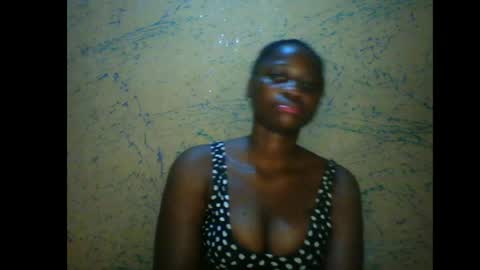 Snapshot of prettyxxpac chatting on July 29, 2:43 am prettyxxpac online show from July 29, 2:43 am
