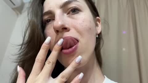 prettyyy_angel online show from May 9, 6:35 pm