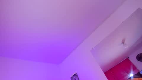 pretygirltsxxx online show from April 30, 11:49 am