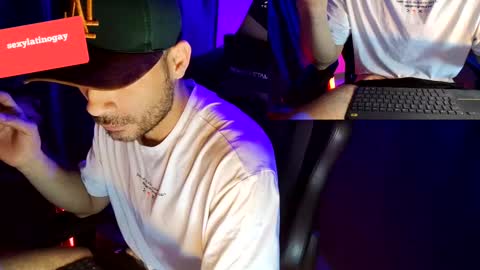 Snapshot of pridelgtbi chatting on February 13, 9:38 pm pridelgtbi online show from February 13, 9:38 pm