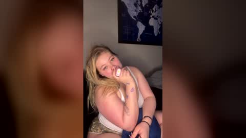 prin2pretty online show from April 7, 3:51 am