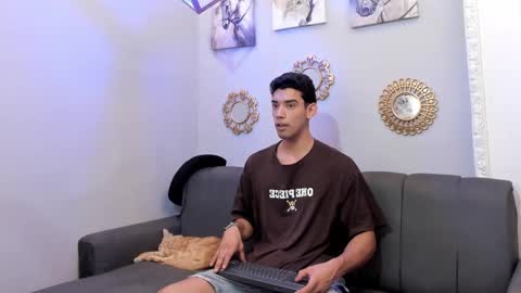 Snapshot of prince_arthur77 chatting on March 11, 1:56 pm prince_arthur77 online show from March 11, 1:56 pm