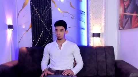 prince_arthur77 online show from May 13, 1:30 pm