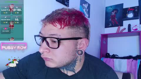 Snapshot of prince_ftm1 chatting on January 4, 5:47 pm Prince online show from January 4, 5:47 pm