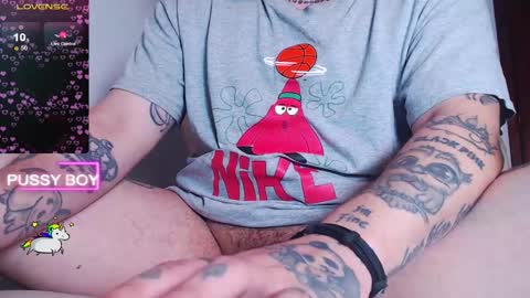 Snapshot of prince_ftm1 chatting on February 13, 11:37 pm Prince online show from February 13, 11:37 pm