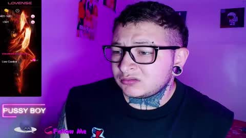 Snapshot of prince_ftm1 chatting on November 18, 4:22 pm Prince online show from November 18, 4:22 pm