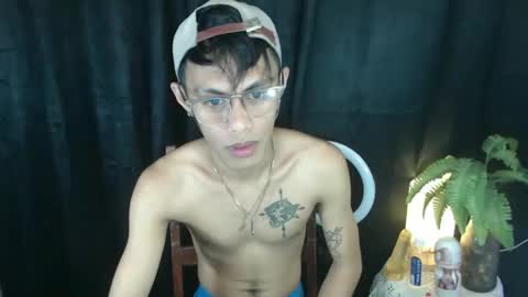 Snapshot of prince_gray69 chatting on October 6, 1:47 am Prince online show from October 6, 1:47 am