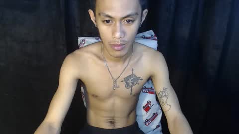 Snapshot of prince_gray69 chatting on October 16, 6:36 am Prince online show from October 16, 6:36 am