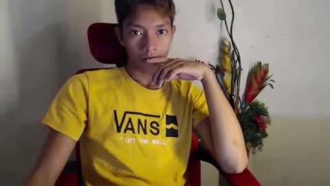 john online show from April 20, 4:32 pm