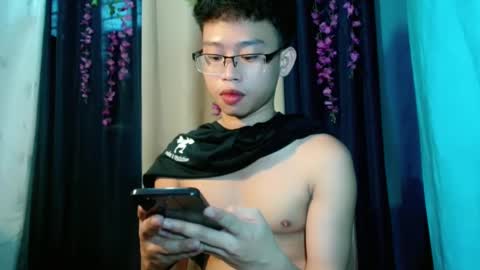 prince_valx online show from January 28, 7:22 am