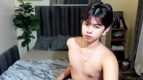 princecalix online show from October 19, 6:19 pm