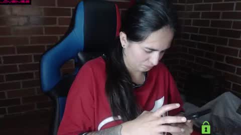 Snapshot of princesa_leia_zathur chatting on June 22, 10:56 am Leia online show from June 22, 10:56 am