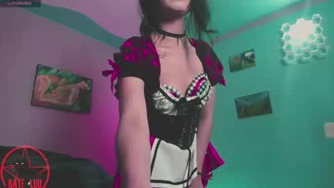 Snapshot of princesita_valija chatting on October 11, 4:44 am Beth online show from October 11, 4:44 am